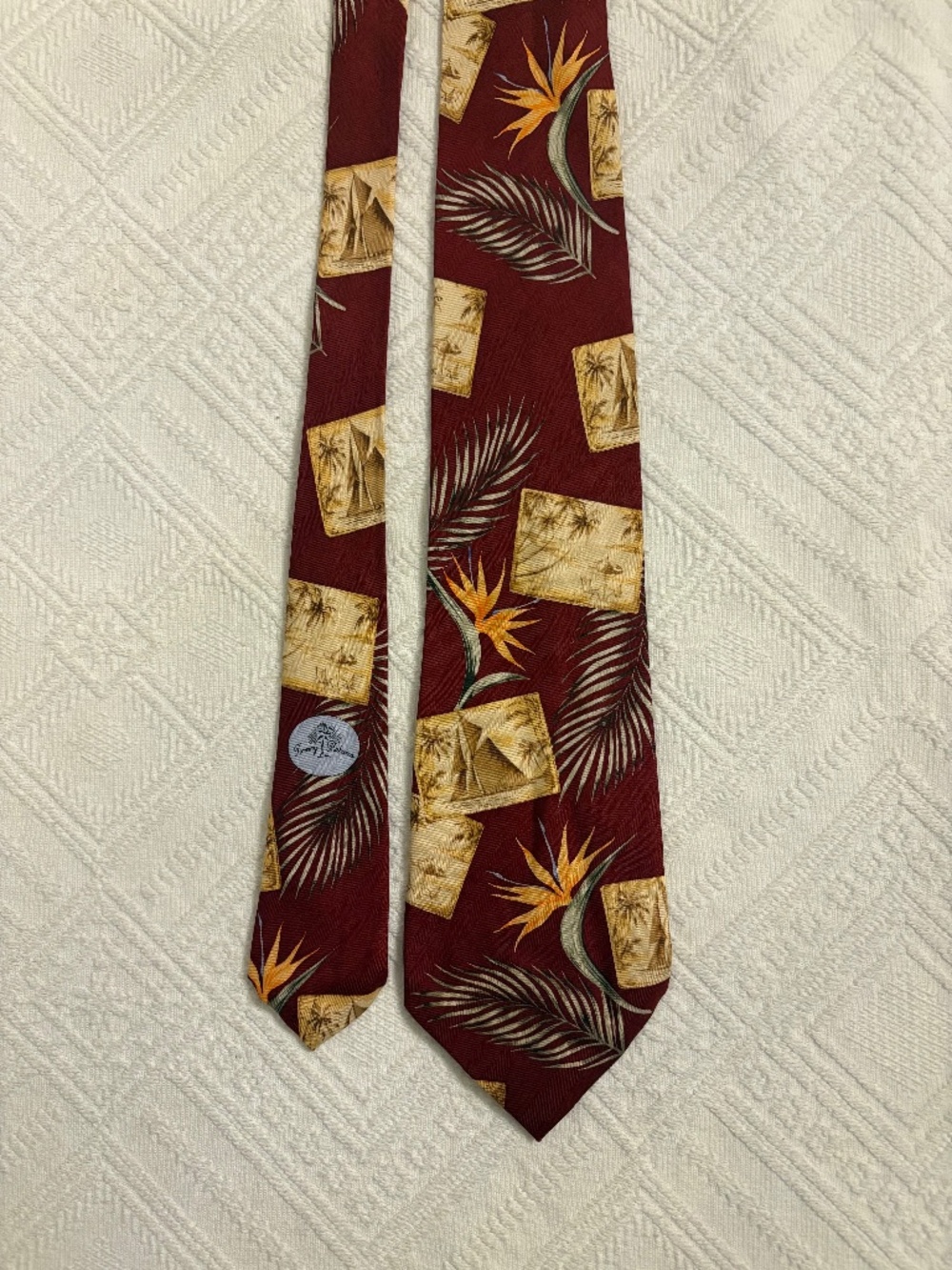Tommy Bahama 100% Silk Vintage Necktie Maroon Tropical Beach Hawaiian